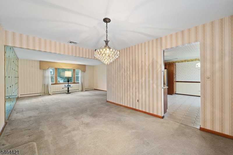 222 Vreeland Ave
