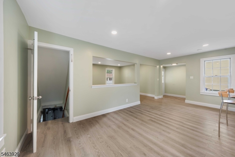 29 South St