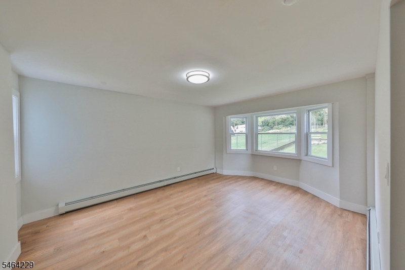 502 River Rd