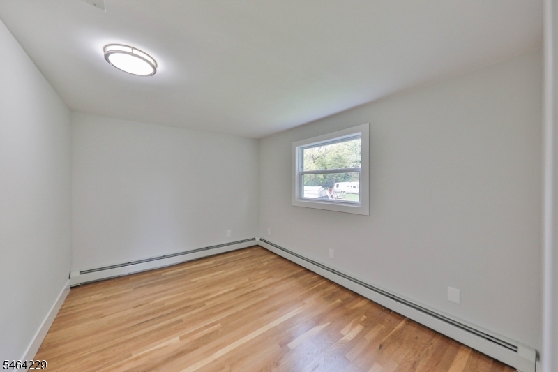 502 River Rd