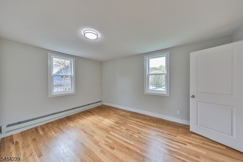 502 River Rd