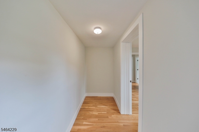 502 River Rd