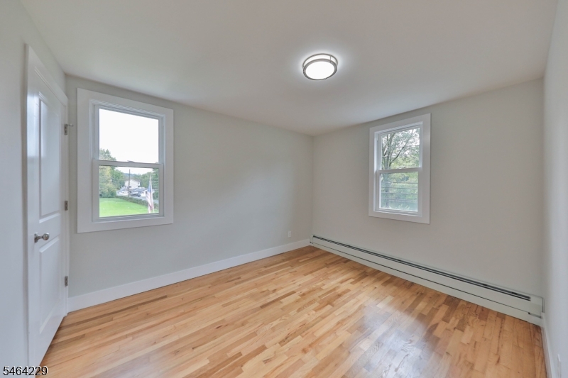 502 River Rd