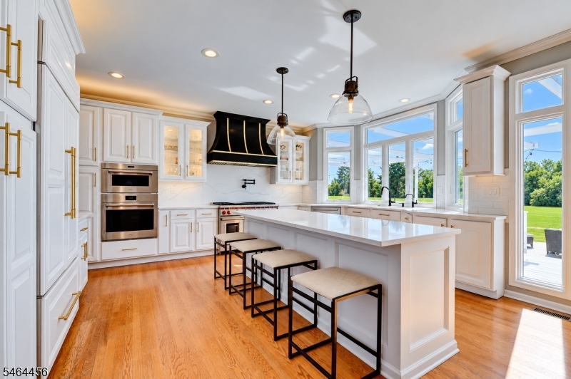 6 Fairway Dr