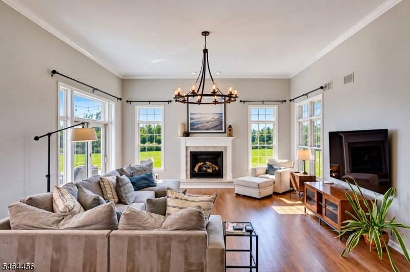 6 Fairway Dr