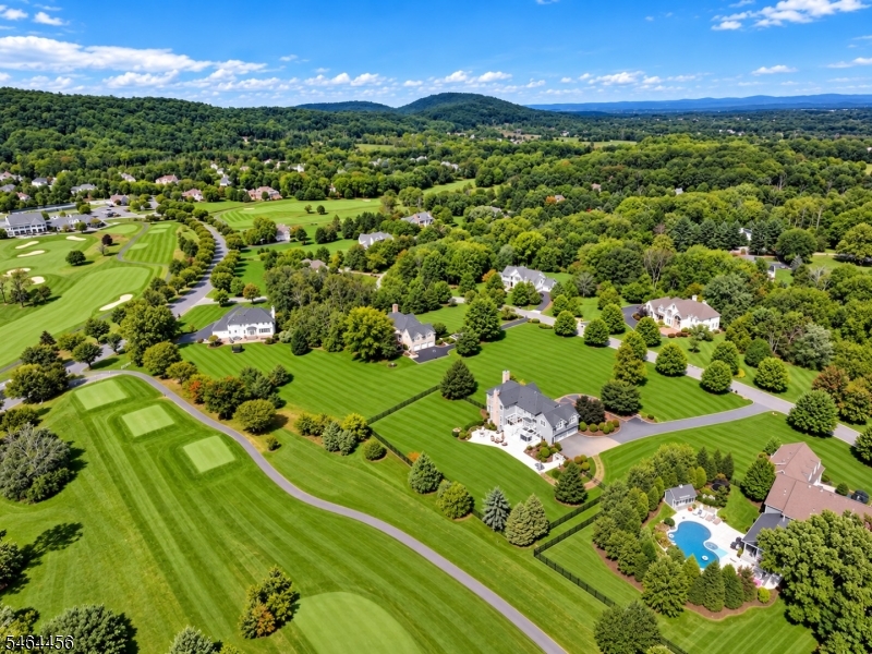 6 Fairway Dr