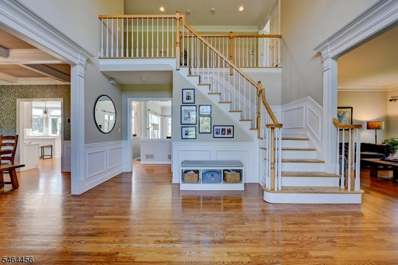 6 Fairway Dr