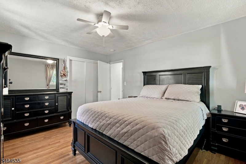 57 Lakeview Ave
