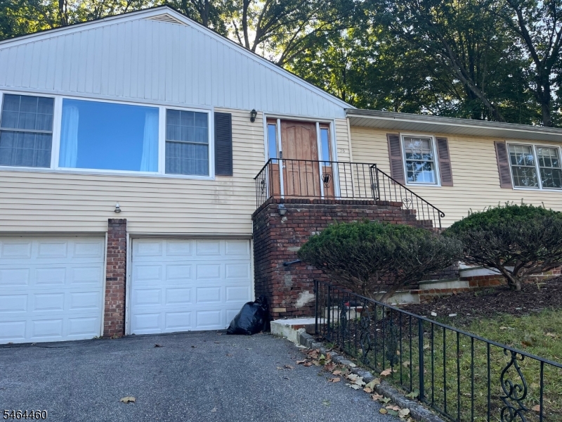 20 Mitchell Ave