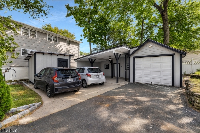 345 Broughton Ave