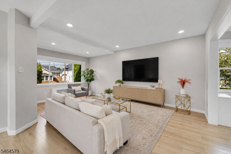 345 Broughton Ave