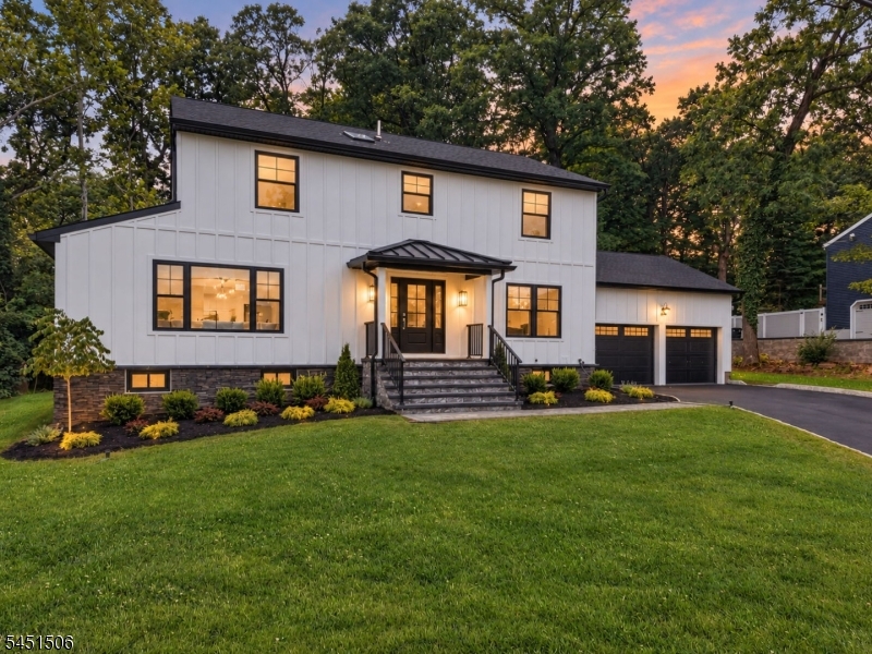 12 Weber Rd