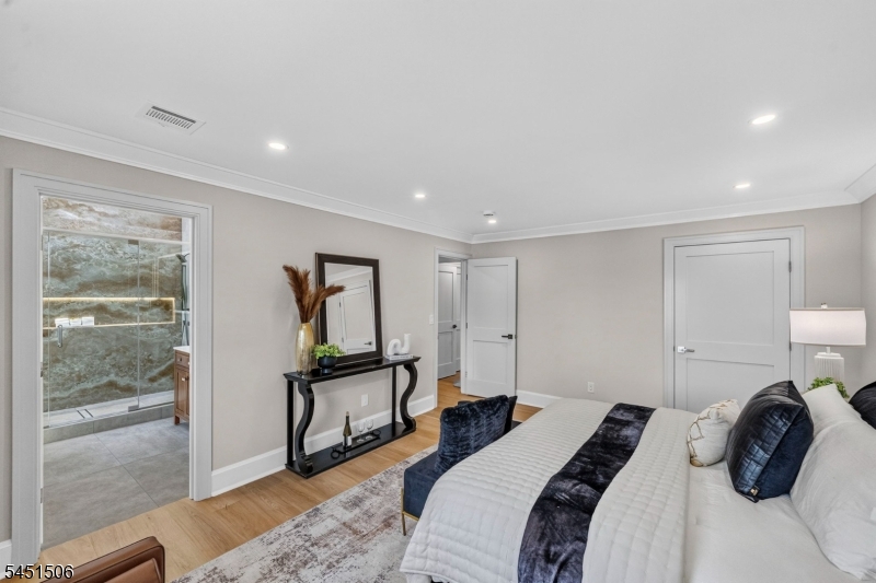 12 Weber Rd