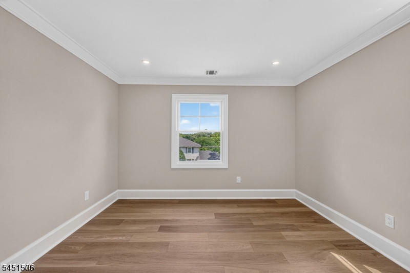 12 Weber Rd
