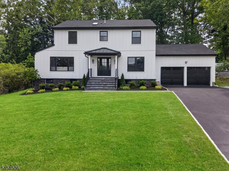 12 Weber Rd