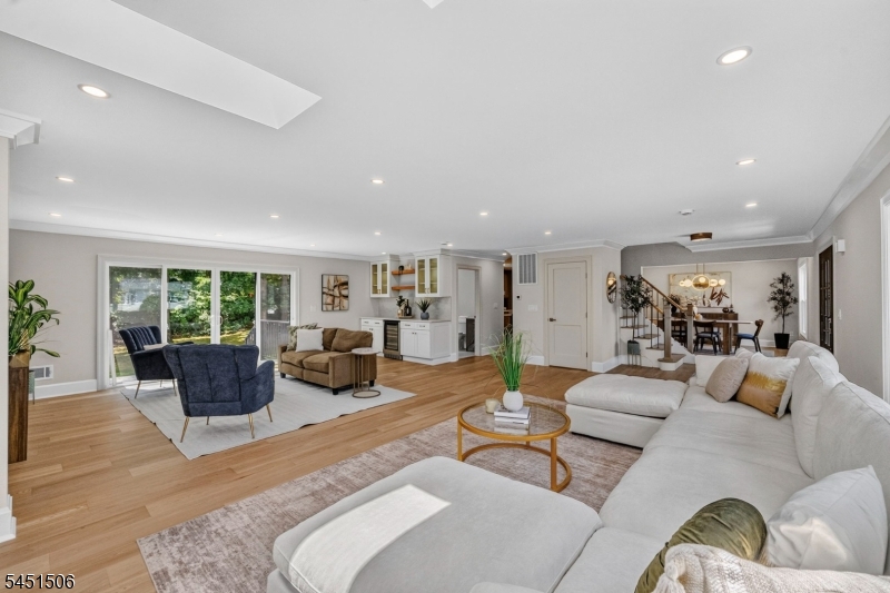 12 Weber Rd