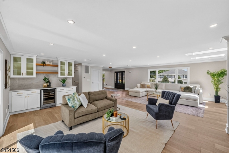 12 Weber Rd