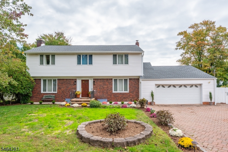 2 Glencove Rd