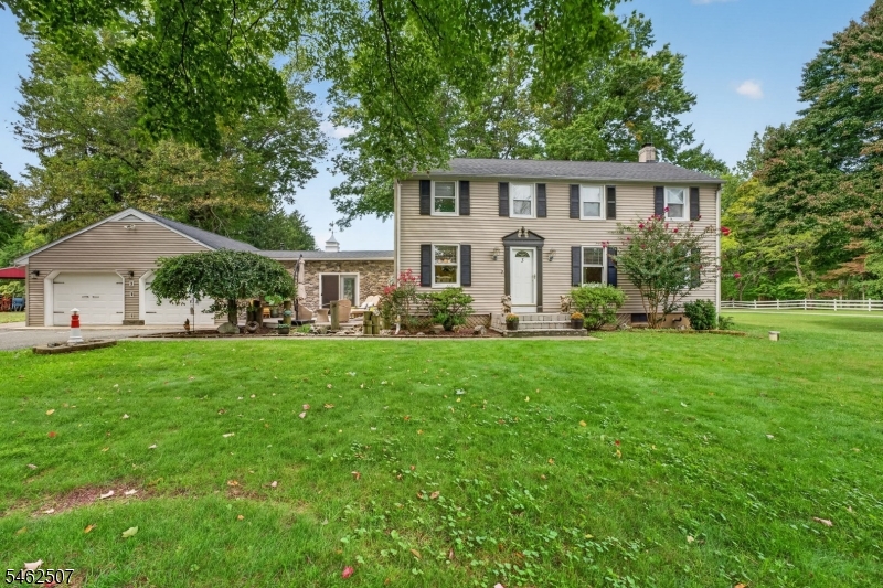 3 Galloping Hill Rd