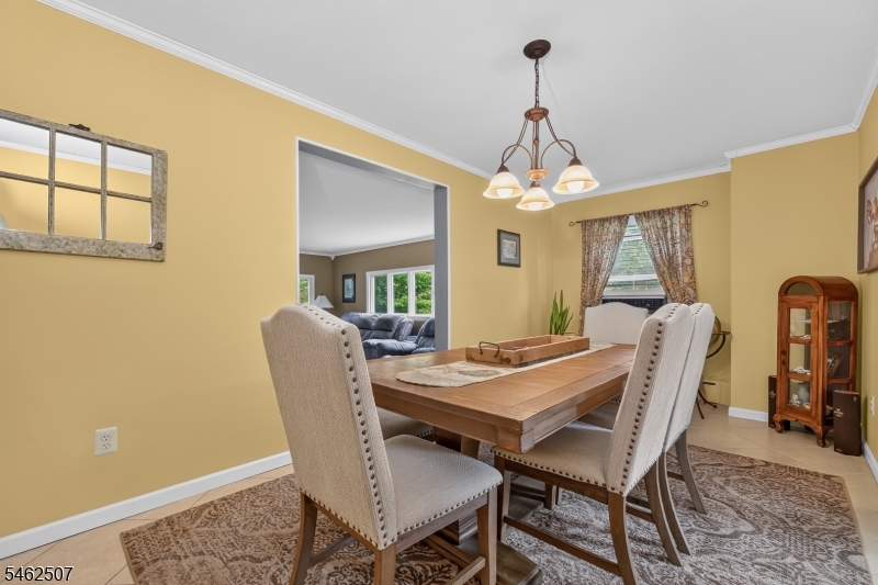 3 Galloping Hill Rd