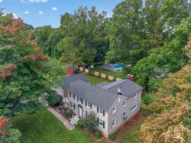 3 Galloping Hill Rd