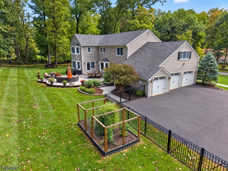 5 Campbells Brook Rd