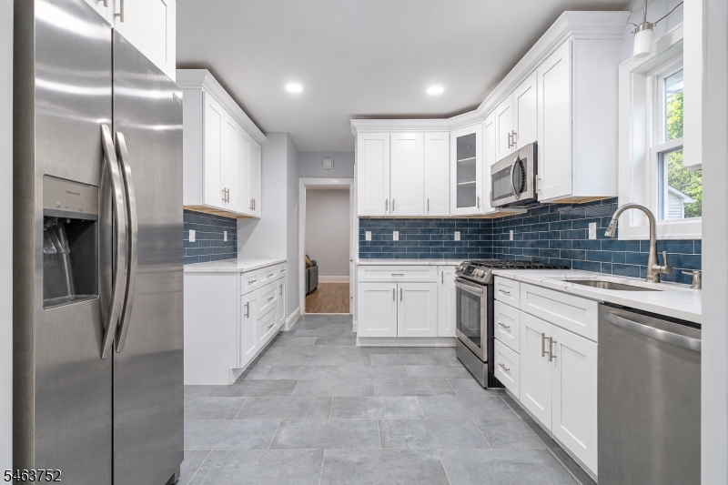 419 Locust St