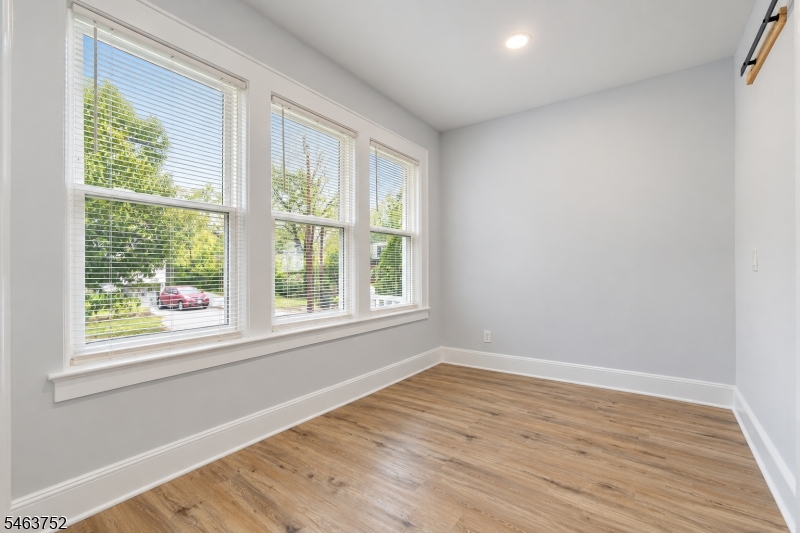 419 Locust St
