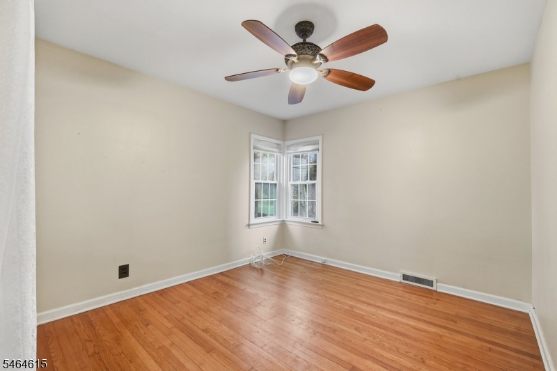 9 Miller Ave