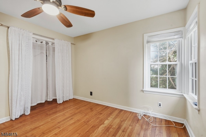 9 Miller Ave