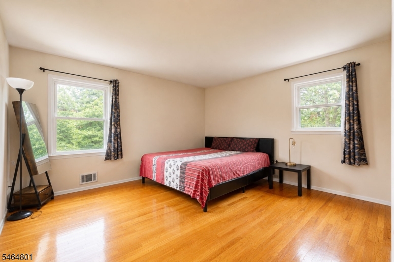 66 Edison Ave