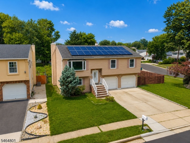 66 Edison Ave