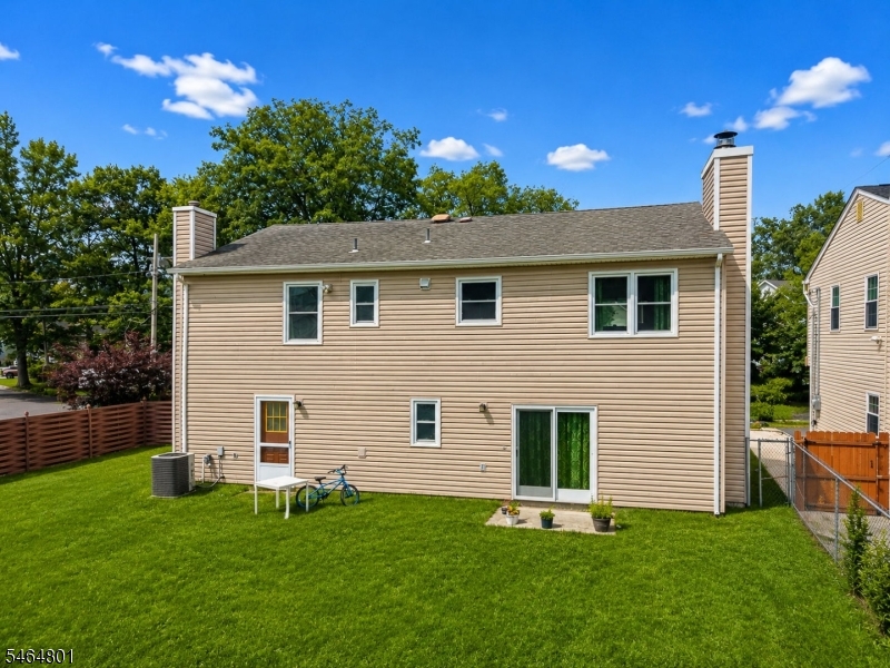 66 Edison Ave