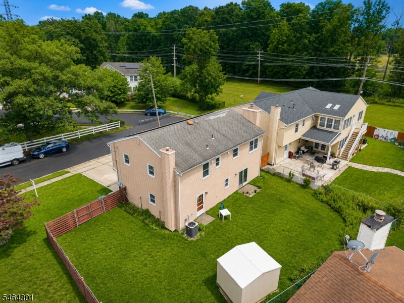 66 Edison Ave