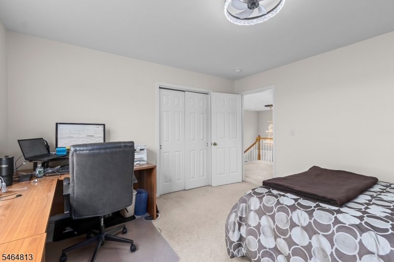 17 Woodcrest Ave