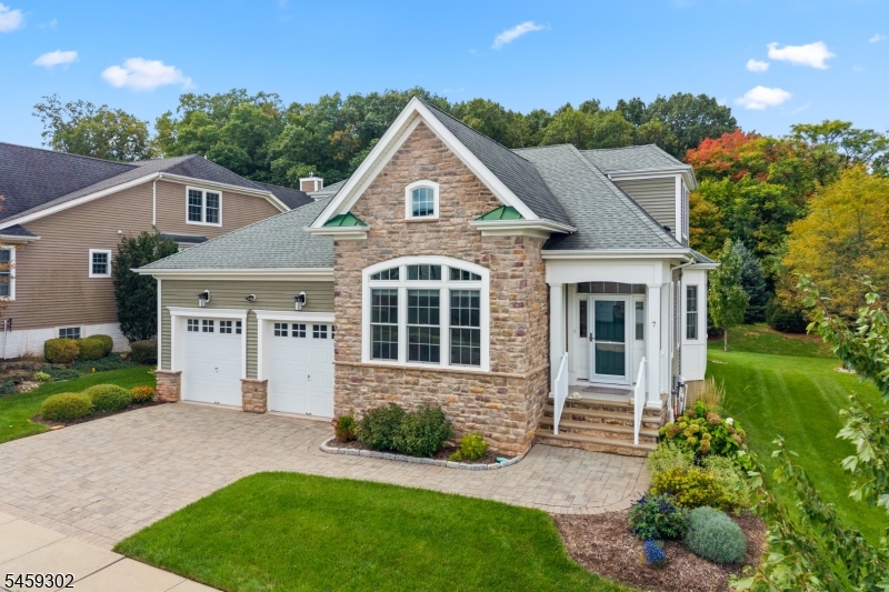 7 Portland Dr