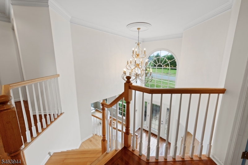 18 Montfort Dr