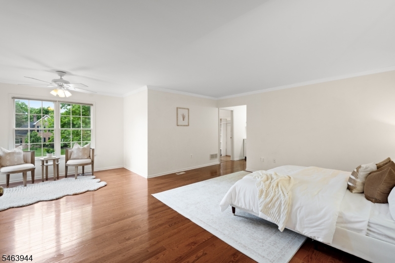18 Montfort Dr