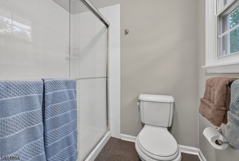 12 Murray Dr
