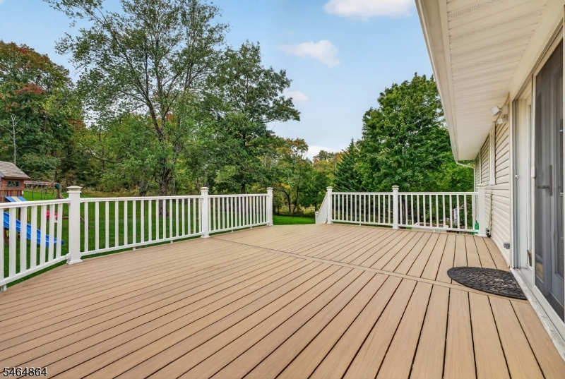 12 Murray Dr