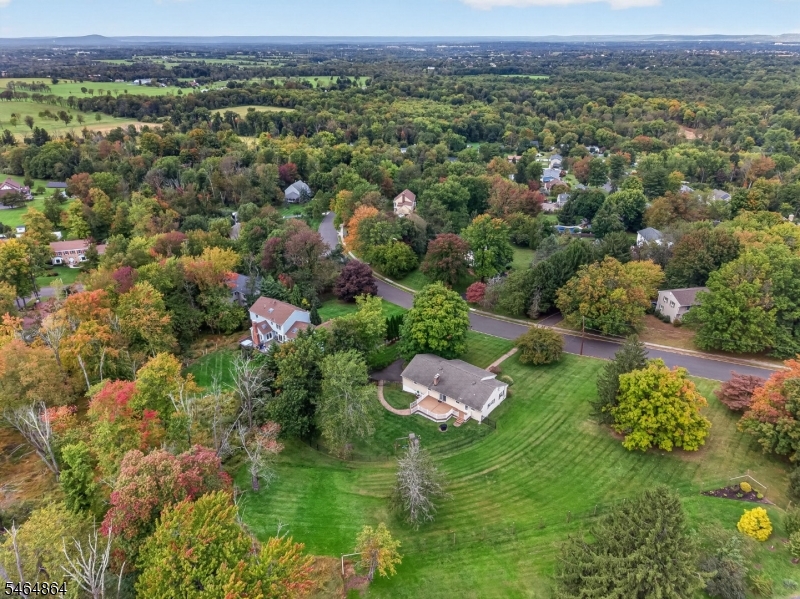 12 Murray Dr