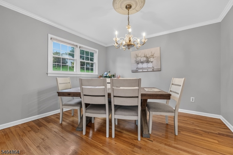 12 Murray Dr