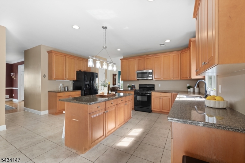 5 Mountain View Rd