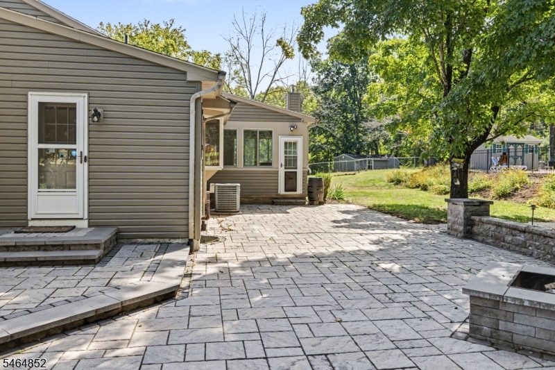 5 Alice Ct