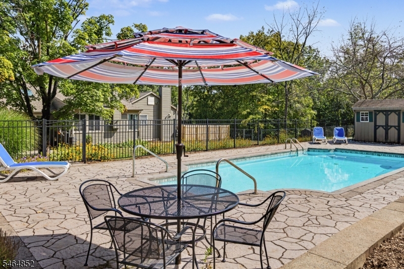 5 Alice Ct