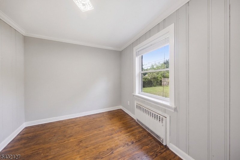 137 Lakeside Blvd