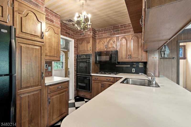 135 Voorhis Ave