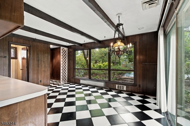 135 Voorhis Ave