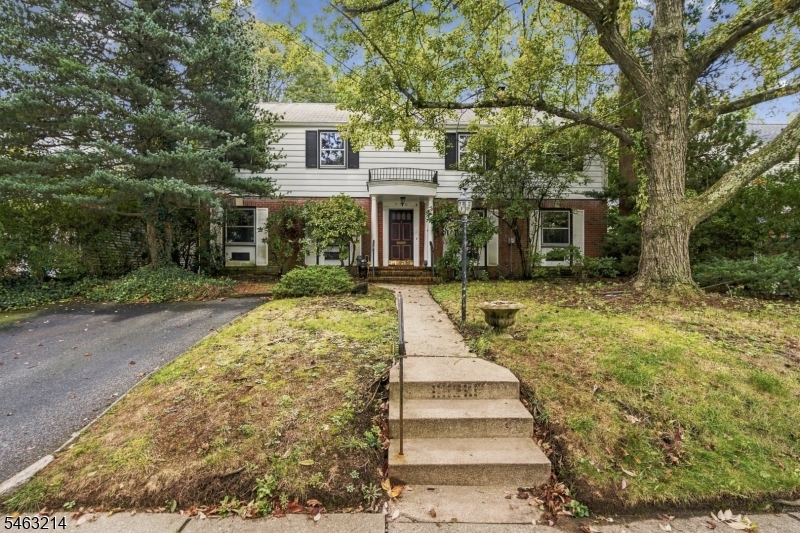 135 Voorhis Ave