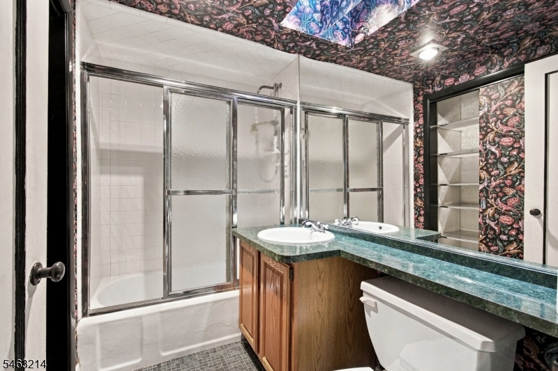 135 Voorhis Ave